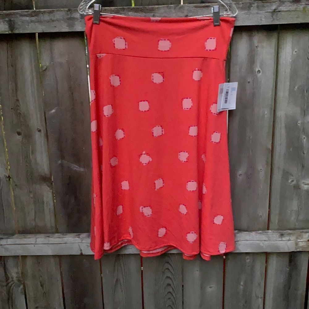 Lularoe Skirt sz. L NWT